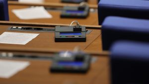 ПБ пое ръководството на 21 от 24-те постоянни комисии в парламента