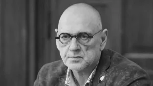 България се прощава с Любен Дилов-син в храм „Св. София“