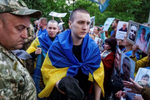 ЕС обмисля затягане на условията за временна закрила на украински мъже