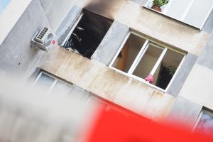 Мъж пострада след взрив в жилищен блок в квартал „Младост-1“