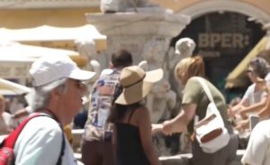 Борба със свръхтуризма: Амалфи търси баланс между приходите и опазването на региона