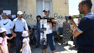 Жители на квартал „Христо Ботев“ на протест срещу дрогата, СДВР отговори с мащабна акция и 20 ареста