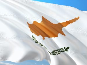 Две българчета загинаха в Кипър след задушаване в автомобил