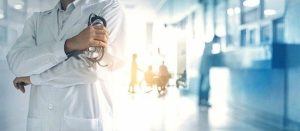 Здравното министерство отпуска 240 стипендии за специализация в дефицитни направления