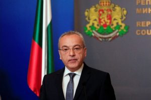 Бюджет 2026: Гълъб Донев и Асен Василев в спор за милиарди и „кафета“