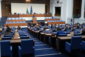 Парламентът решава за новото ръководство на НЗОК