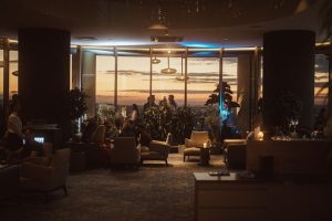 София посреща първия си специализиран champagne rooftop bar The Bubble Room