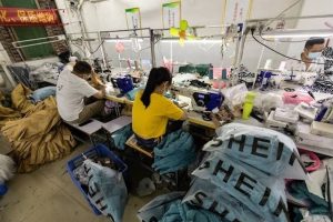 Нови мита оскъпяват евтините стоки от Китай с 60%: Как да спестим?