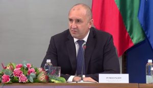 Кабинетът няма да отменя споразумението с Украйна, предлага общ проект за АЕЦ „Белене“