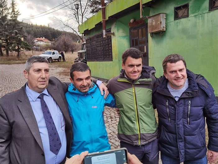 Спасителят на Сашко от Перник пострада тежко: Спешно се събират средства за Веселин Георгиев