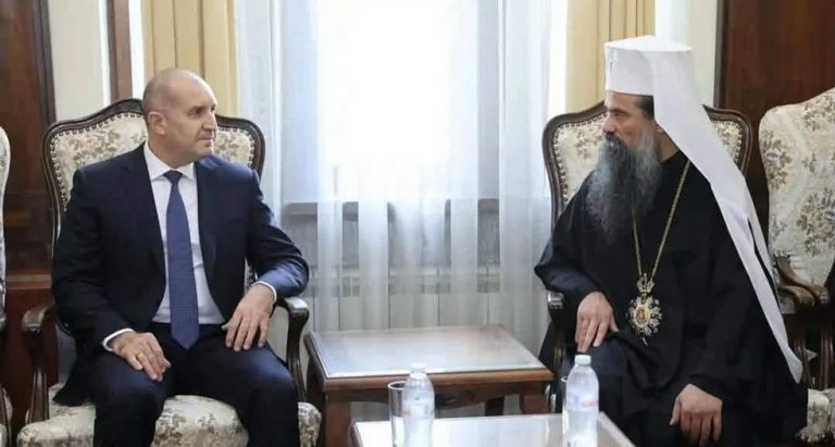Религия и добродетели влизат в училище от 2027 г.: Подготовка на програми и педагози