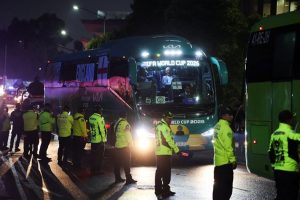 Освиркаха мощно националния отбор на Англия пред хотела в Мексико Сити