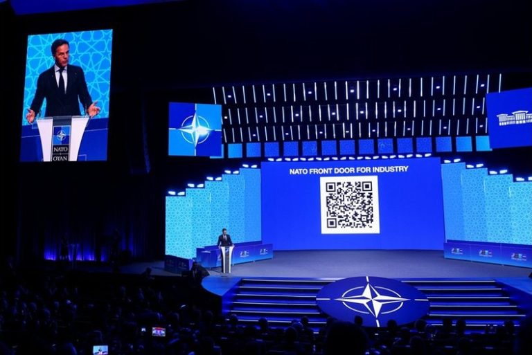 САЩ пренасят производството на ракети в Европа чрез нови стратегически сделки САЩ пренасят производството на ракети в Европа чрез нови стратегически сделки