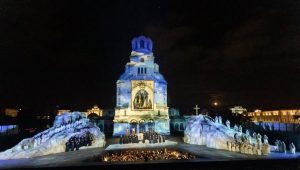 От гръцки остров до рилска пещера: „Опера на площада“ преобразява София