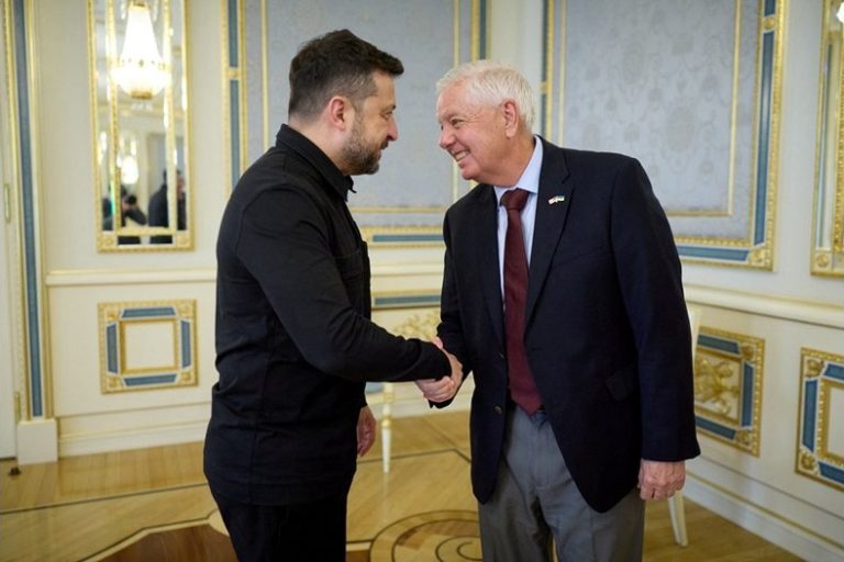 Володимир Зеленски създава специално командване за удари дълбоко в Русия Володимир Зеленски създава специално командване за удари дълбоко в Русия