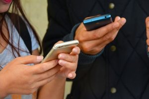 Мобилният сигнал на Великобритания е по-лош от този в Казахстан и разкъсания от война Харков
