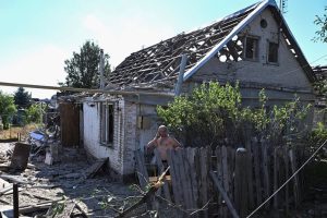 Крим потъна в мрак, а Киев бе разтърсен от експлозии при поредната нощ на взаимни удари