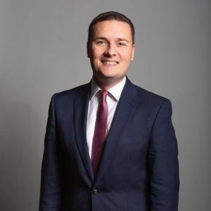 Бърнам назначи Уес Стрийтинг за министър на отбраната на Великобритания