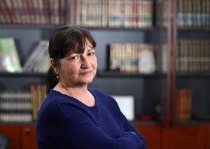 Екипът празнува: Честит рожден ден на коректора Нели Германова!
