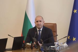 Радев, самолетите и позициите на България за войните: Между Украйна и Близкия изток