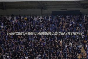 "Левски" обърна 2:1 "Локо" (Сф), "сините" фенове скандират името на Любо Пенев