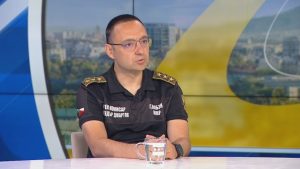 Александър Джартов: Овладян е големият пожар в халето за преработка на пластмаса в София
