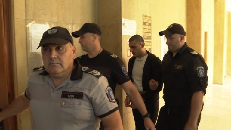 Делото за смъртта на полицаите Йордан Илиев и Атанас Градев влиза в Апелативния съд в Бургас Делото за смъртта на полицаите Йордан Илиев и Атанас Градев влиза в Апелативния съд в Бургас