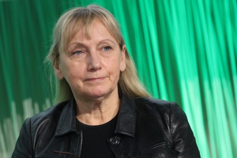 Елена Йончева сигнализира Европол и Интерпол за политическа злоупотреба с лични данни в МВР Елена Йончева сигнализира Европол и Интерпол за политическа злоупотреба с лични данни в МВР