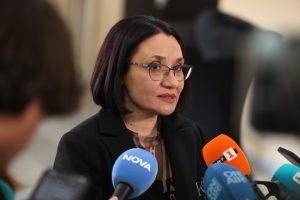 Ваня Стефанова обсъди с министрите Найденов и Шишков контрола над инфраструктурните проекти