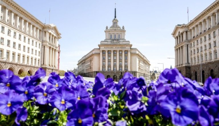 Кабинетът "Радев" одобри проект за бюджет 2026 с ръст на разходите от над 1 млрд. евро