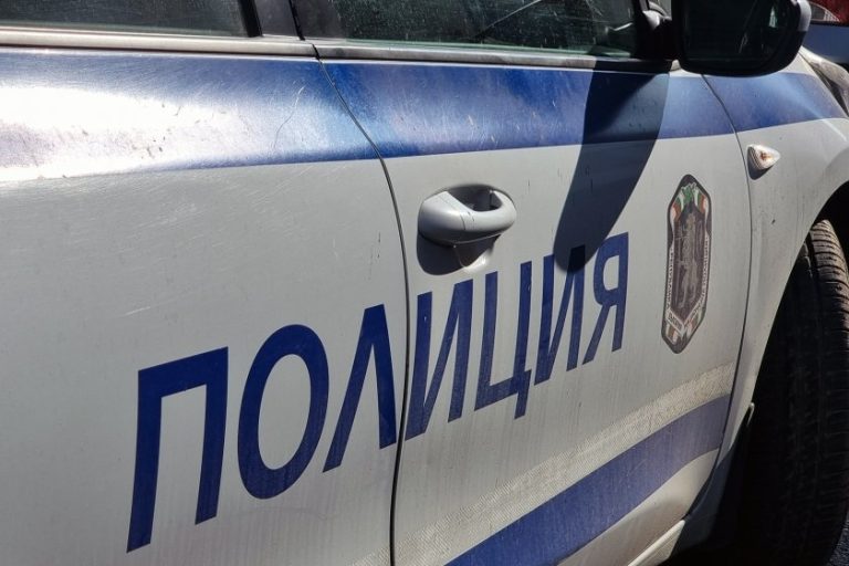 Масов бой и стрелба в Асеновград: 300 души се включиха в сблъсъците Масов бой и стрелба в Асеновград: 300 души се включиха в сблъсъците