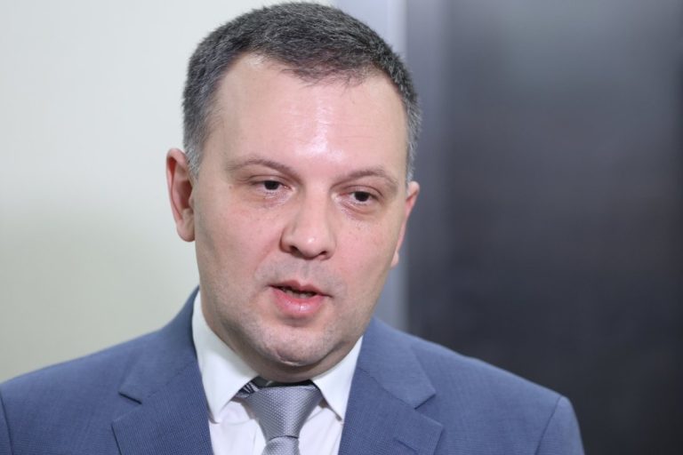 Министър Николай Найденов обжалва пред ВАС избора на временен шеф на Административен съд – Пловдив Министър Николай Найденов обжалва пред ВАС избора на временен шеф на Административен съд – Пловдив