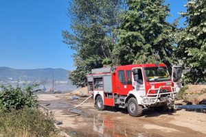 Напълно ликвидирани са всички тлеещи огнища на пожара в промишлената зона на Асеновград