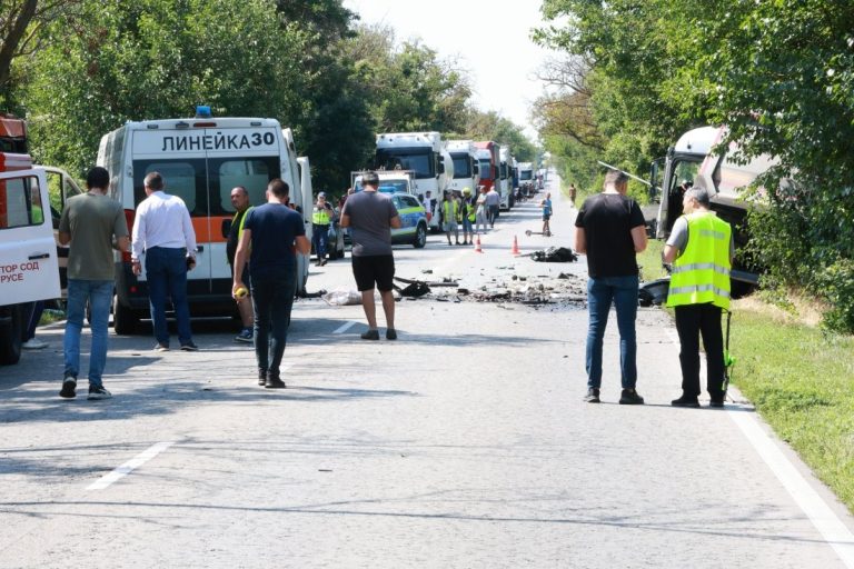 Няма установени нарушения при шофьора от тежката катастрофа на пътя Русе – Бяла Няма установени нарушения при шофьора от тежката катастрофа на пътя Русе – Бяла
