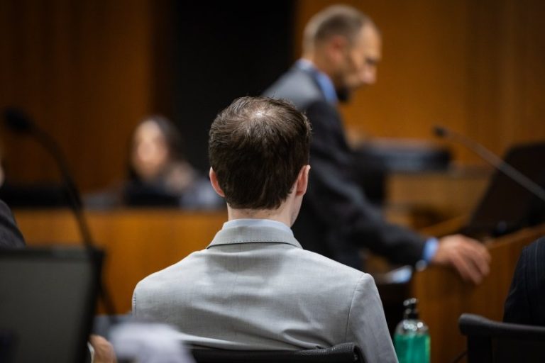 Решението за процеса по убийството на Чарли Кърк се отлага за септември