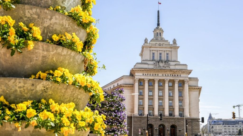 Парите на държавата: Бюджет 2026 влиза за окончателно гласуване в парламента