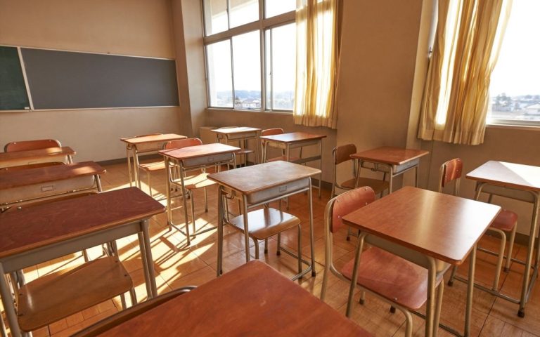 Предлагат въвеждане на подготвителен клас преди първи клас за деца със слаб български език
