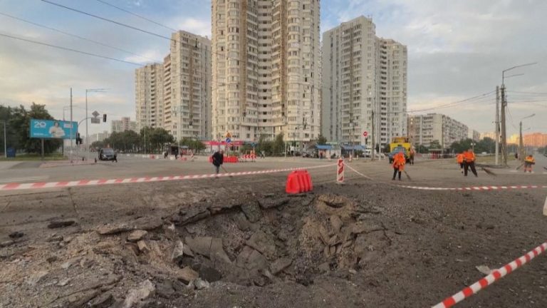 Пристанищна инфраструктура в Одеса е повредена след руски удари, САЩ готвят санкции Пристанищна инфраструктура в Одеса е повредена след руски удари, САЩ готвят санкции
