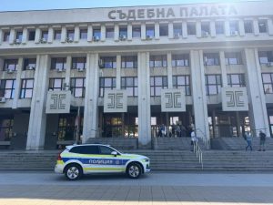 Вълна от бомбени заплахи в съдилища в страната: Евакуираха палатите в Бургас, София, Плевен и Стара Загора
