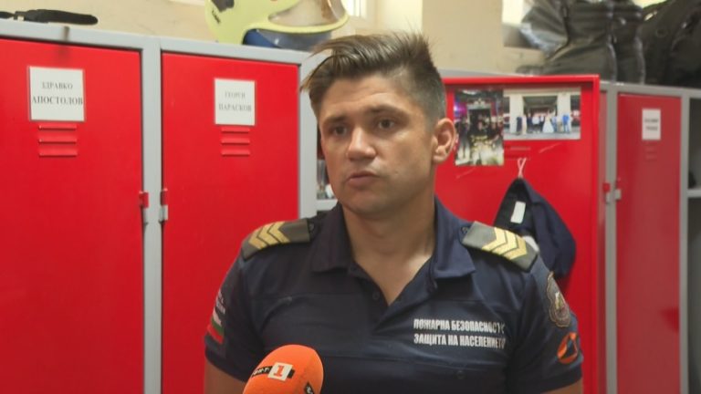 В Деня на пожарникаря: Роберт Спириев разказва за битката с огнената стихия В Деня на пожарникаря: Роберт Спириев разказва за битката с огнената стихия