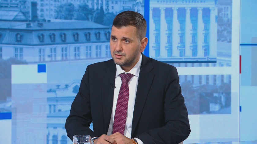 Йордан Иванов, ДСБ: България навлиза в опасен румънски сценарий заради дългове