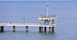Опасни скокове от Моста в Бургас: Спасители предупреждават за сериозни рискове и глоби