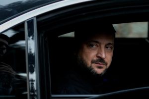 Зеленски е обсъдил дипломатически възможности за край на войната с Уиткоф и Къшнър