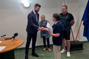Жертви на телефонни измамници получиха обратно парите си в Съдебната палата в Добрич