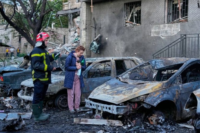 Русия атакува Киев с ракети след мащабни украински удари по логистични бази в Русия