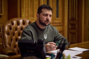 Зеленски потвърди потапянето на кораба „Янина“ и удари по рафинерии в Башкортостан
