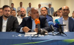 Бойко Борисов: Управляващите са в тотална криза, лъгаха за лева и еврото