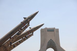Най-малко 15 палестинци загинаха при израелски въздушни удари в Газа