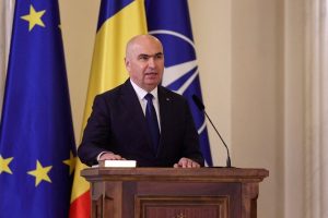 Румъния въвежда мерки за пестене на ток, „Дачия“ и „Форд“ спират производство до 19 август