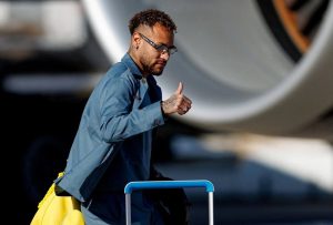 Неймар предизвика фенове в Бразилия: хаос и грозни сцени след победата на Сантос